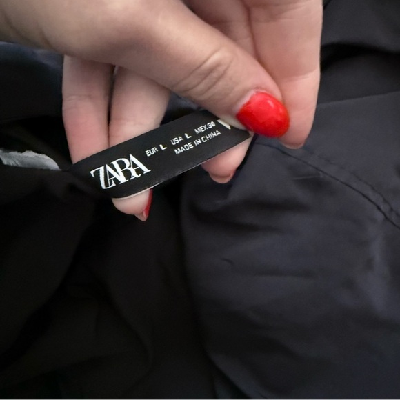 Zara women’s sherpa teddy reversible hooded bomber jacket black size large - Picture 9 of 9